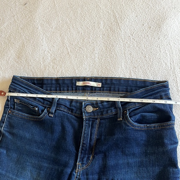 Levi’s skinny jean size 29 - Picture 4 of 8